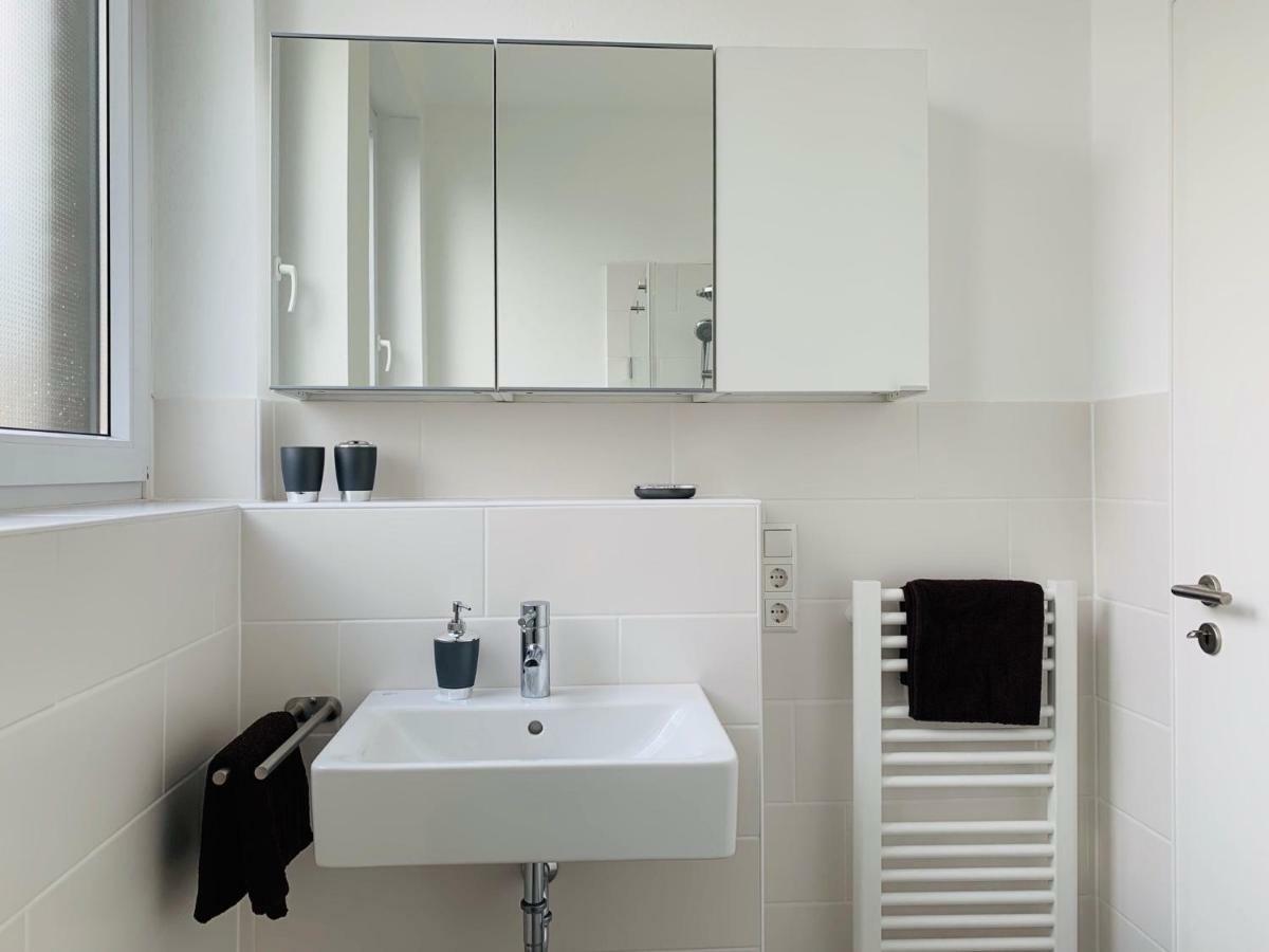 Moderner Bungalow, 20 Minuten Bis Hannover City, 24H Check-In Garbsen Eksteriør billede