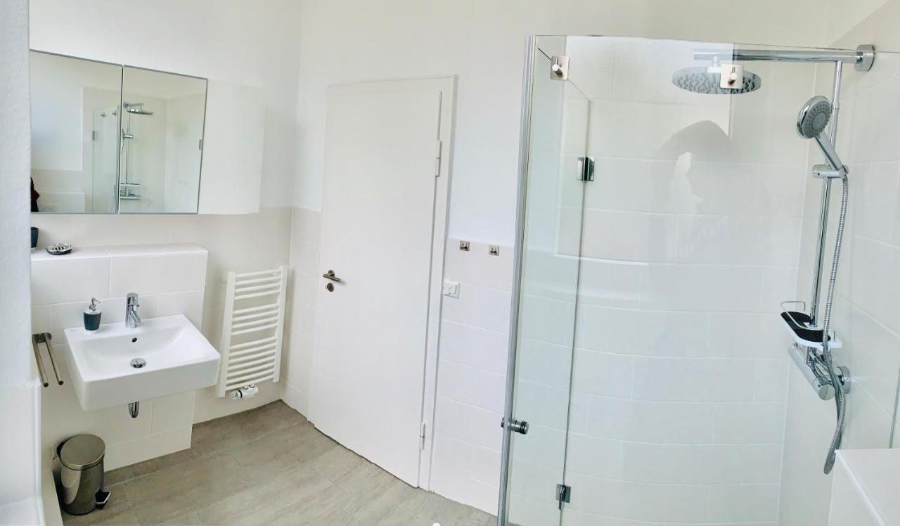 Moderner Bungalow, 20 Minuten Bis Hannover City, 24H Check-In Garbsen Eksteriør billede